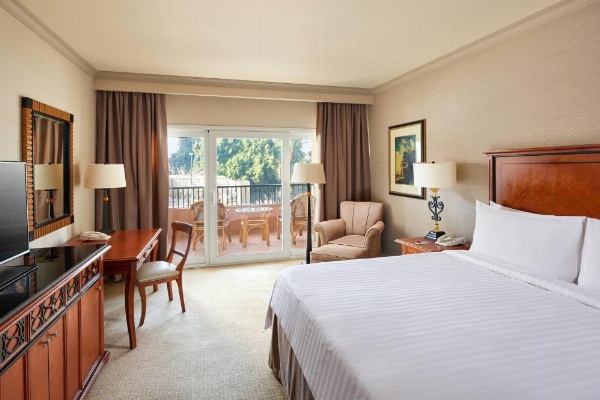 Cairo Marriott Hotel & Omar Khayyam Casino image 65
